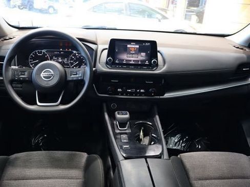 Used 2021 Nissan Rogue SV FWD image 33