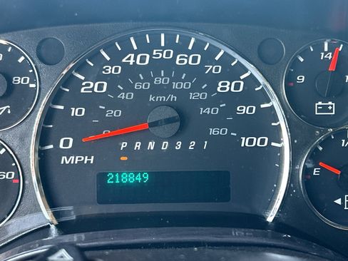 Used 2014 GMC Savana 1500 AWD image 10