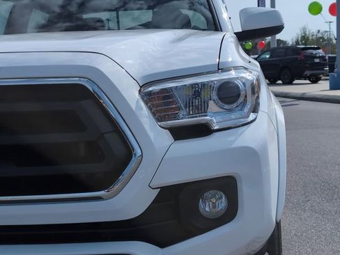 Used 2021 Toyota Tacoma SR5 image 12