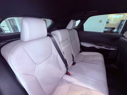 Used 2024 Lexus RX 350 Premium Plus w/ Convenience Package image 18