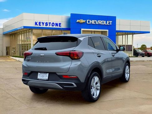 Used 2025 Buick Encore GX Preferred AWD/4WD image 7