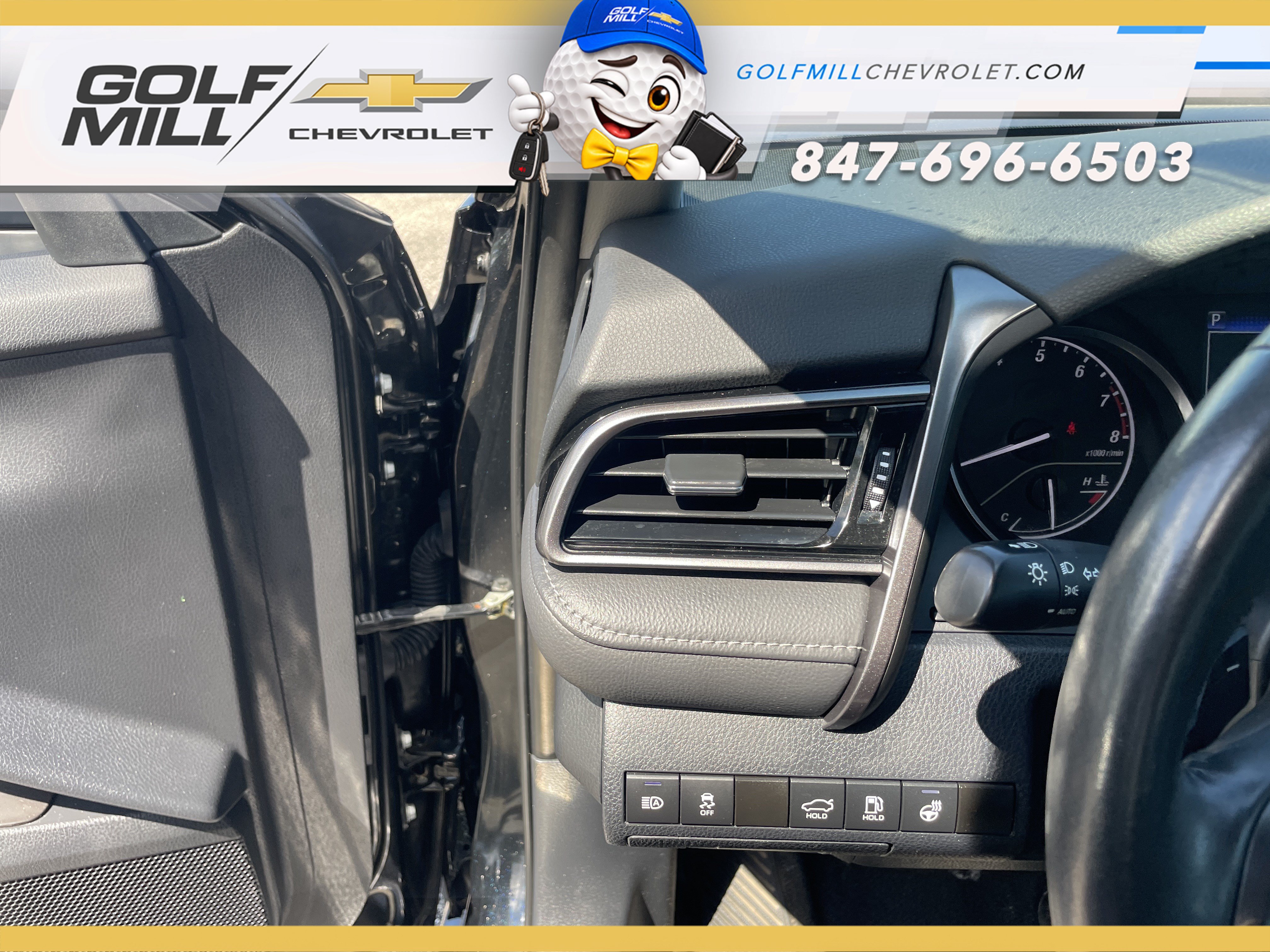 Used 2024 Toyota Camry SE FWD image 17