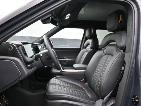 Used 2024 Rivian R1T Adventure AWD/4WD image 10