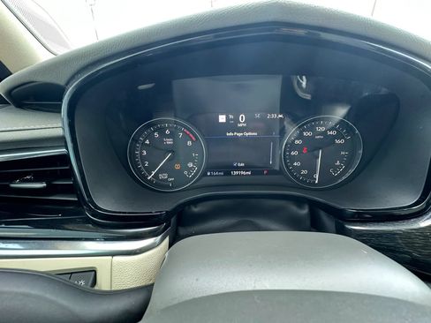 Used 2020 Cadillac XT6 Premium Luxury FWD image 33