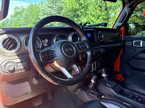 Used 2018 Jeep Wrangler Unlimited Rubicon w/ Steel Bumper Group AWD/4WD image 6