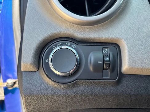 Used 2016 Chevrolet Trax LS AWD/4WD image 11