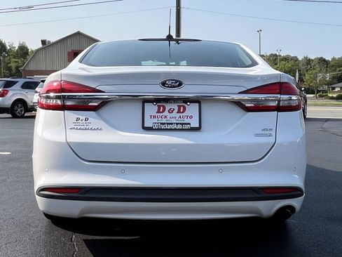 Used 2017 Ford Fusion SE w/ Fusion SE Technology Package FWD image 20
