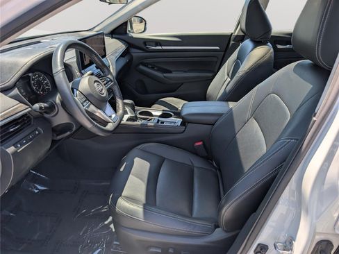 Used 2023 Nissan Altima 2.5 SL AWD/4WD image 16