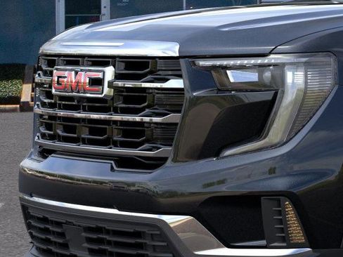 Used 2026 GMC Acadia Elevation FWD image 13