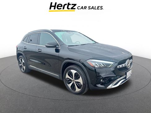 Used 2025 Mercedes-Benz GLA 250 4MATIC image 1