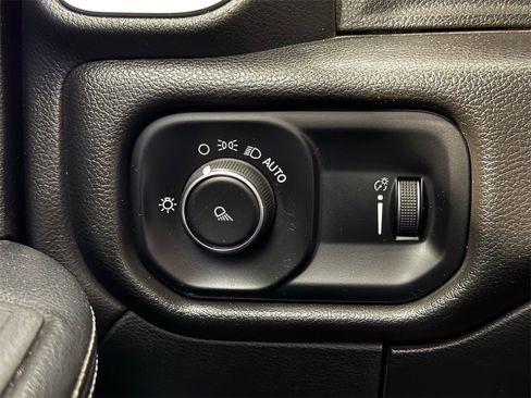 Used 2022 RAM 2500 Big Horn image 24