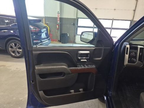 Used 2014 GMC Sierra 1500 SLE w/ SLE Value Package AWD/4WD image 15