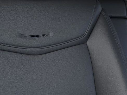 New 2026 Cadillac XT5 Luxury image 21