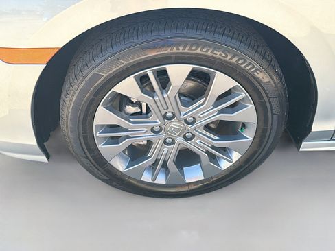 Certified 2025 Honda Odyssey Touring image 35