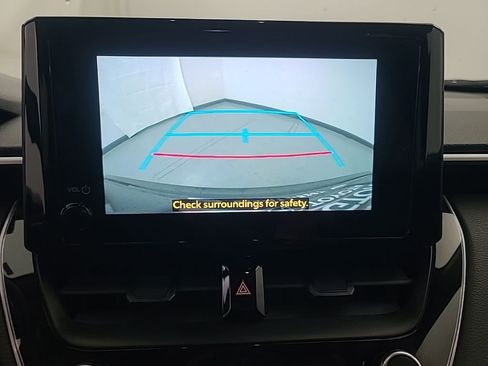 Used 2024 Toyota Corolla Cross LE image 34