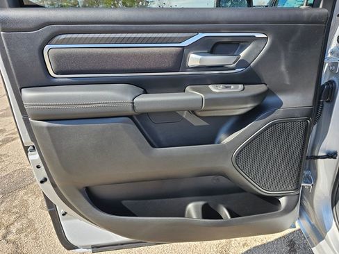 New 2026 RAM 1500 4x4 Crew Cab image 28