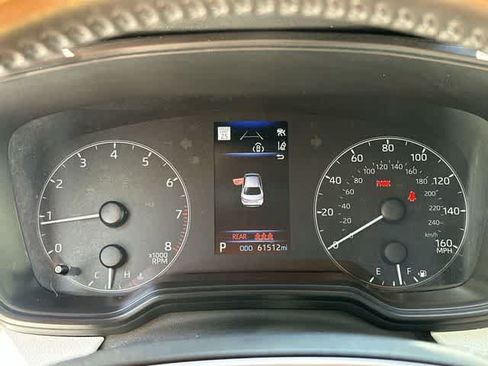 Used 2024 Toyota Corolla SE FWD image 6