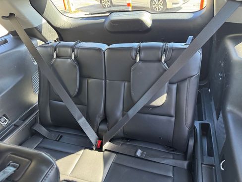 Used 2024 Ford Explorer XLT w/ Equipment Group 202A image 29