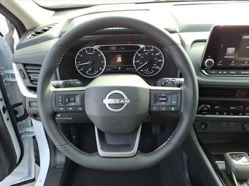 New 2026 Nissan Rogue SV image 12