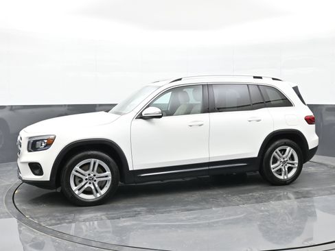 Used 2020 Mercedes-Benz GLB 250 image 5