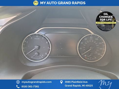 Used 2019 Nissan Murano S AWD/4WD image 17