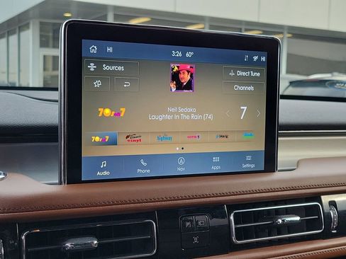 Certified 2020 Lincoln Aviator Reserve w/ Elements Package Plus image 27