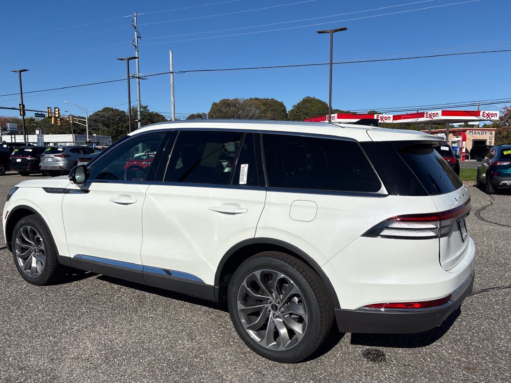 New 2027 Lincoln Aviator Reserve AWD/4WD image 32