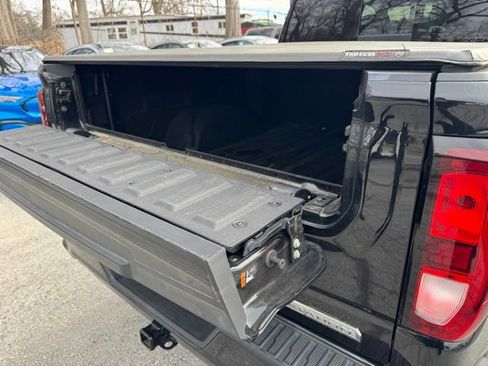 Used 2021 GMC Sierra 1500 Elevation image 11