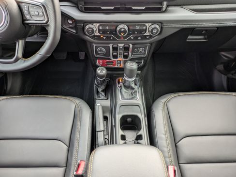 New 2025 Jeep Wrangler Unlimited Rubicon 392 image 20