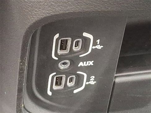 Used 2023 RAM 3500 Tradesman w/ Chrome Appearance Group image 22