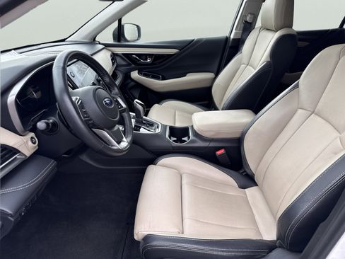 Used 2020 Subaru Outback Limited image 15