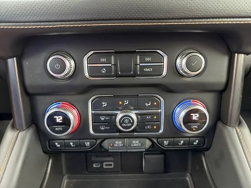 Used 2021 GMC Yukon AT4 w/ AT4 Premium Plus Package AWD/4WD image 14
