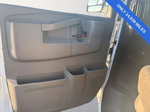 Used 2023 Chevrolet Express 2500 w/ Driver Convenience Package RWD image 10