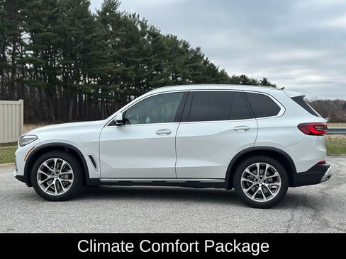 Used 2022 BMW X5 xDrive40i w/ Premium Package image 4