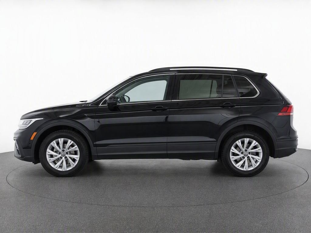 Used 2019 Volkswagen Tiguan S AWD/4WD image 3