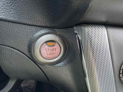 Used 2013 Nissan Sentra SR w/ Driver Pkg image 28