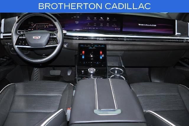 Certified 2025 Cadillac Escalade ESV Sport w/ LPO, ONYX Package AWD/4WD image 29