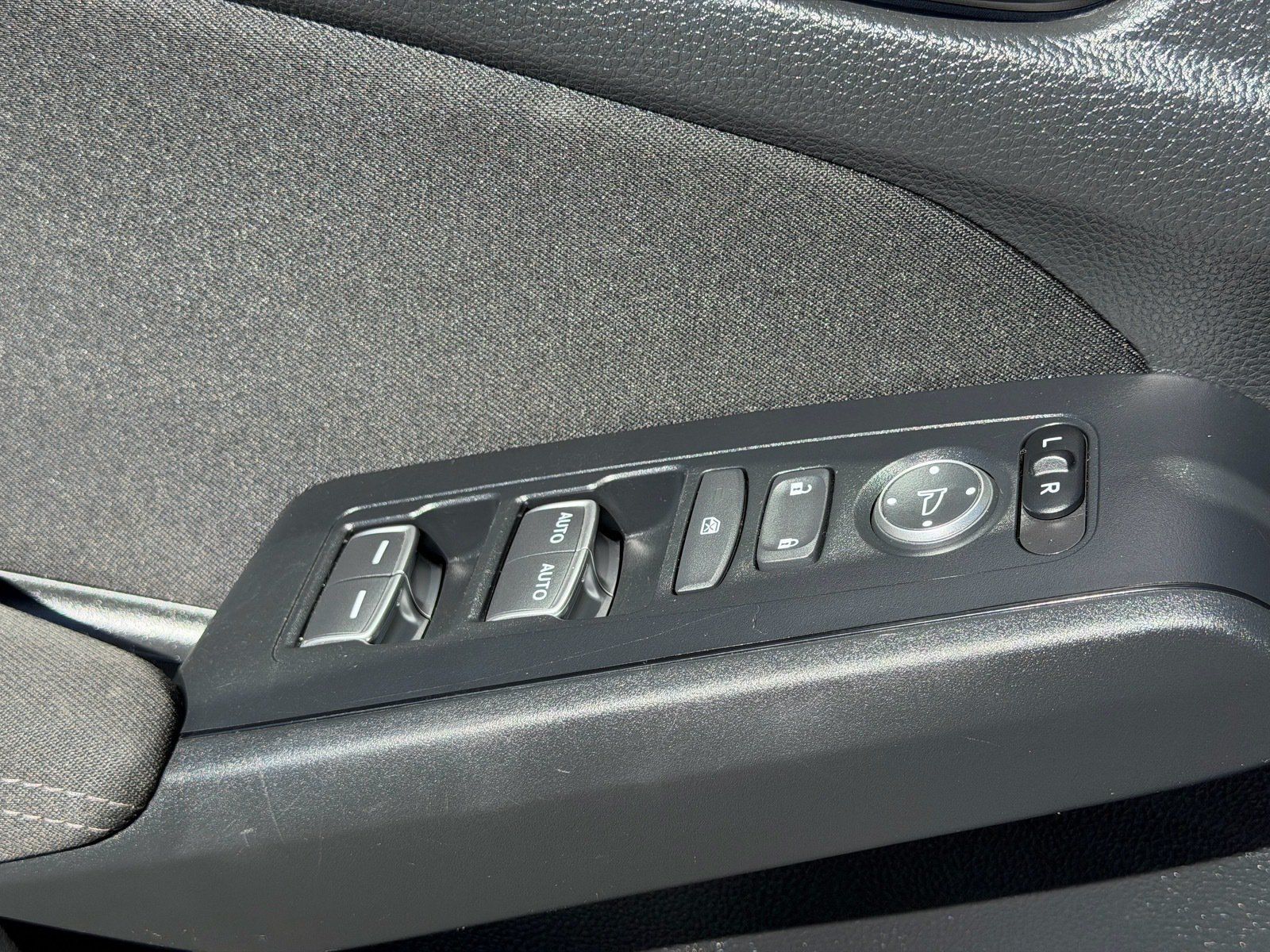 Used 2025 Honda Civic LX image 18