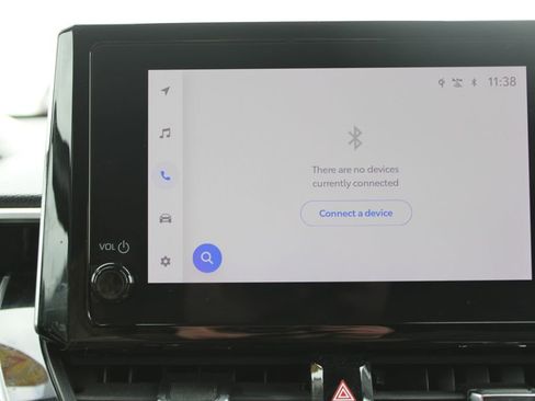 Used 2024 Toyota Corolla Cross XLE image 44