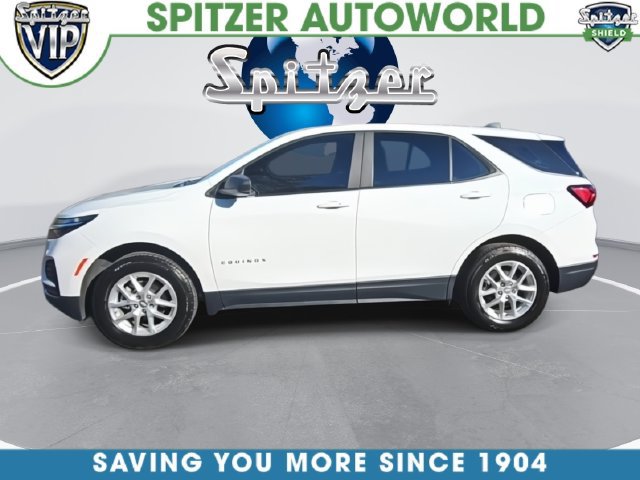 Used 2022 Chevrolet Equinox LS w/ LPO, Floor Liner Package AWD/4WD image 9
