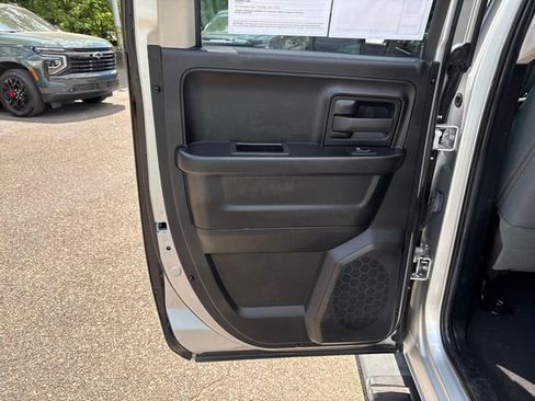 Used 2013 RAM 1500 Express AWD/4WD image 16
