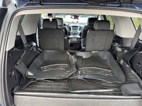 Used 2019 Chevrolet Tahoe LT w/ Luxury Package AWD/4WD image 23