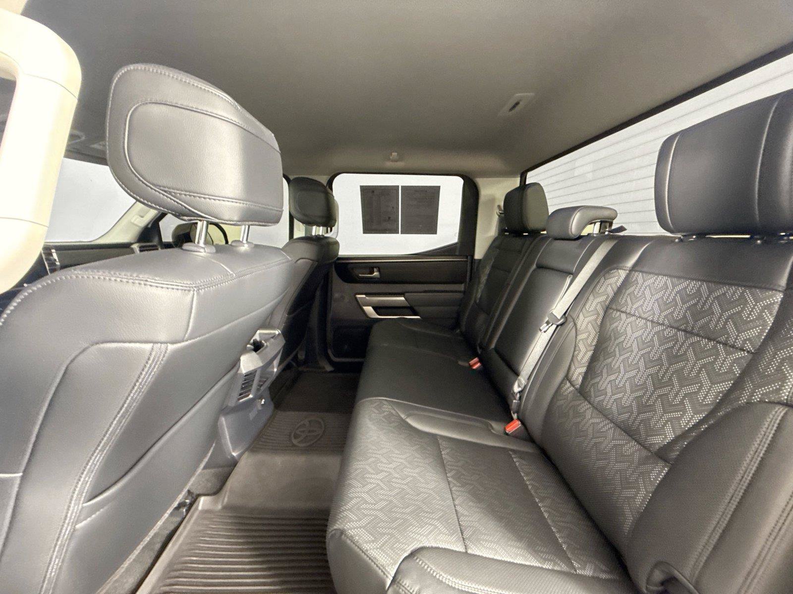Used 2023 Toyota Tundra SR5 w/ SR5 Premium Package RWD image 32