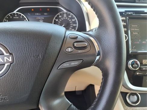 Used 2023 Nissan Murano SV AWD/4WD image 17