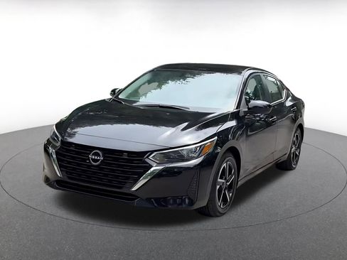 Used 2025 Nissan Sentra SV FWD image 7