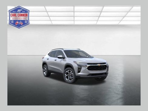 New 2026 Chevrolet Trax LT w/ Sunroof Package FWD image 1