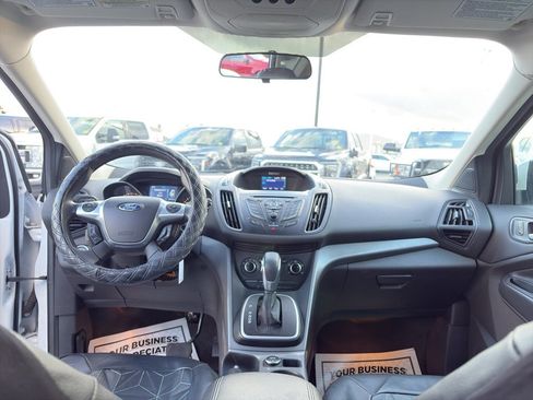 Used 2013 Ford Escape SE w/ Class II Trailer Tow Pkg image 21