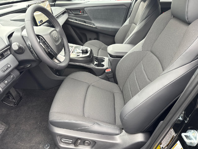 New 2026 Toyota C-HR AWD/4WD image 23
