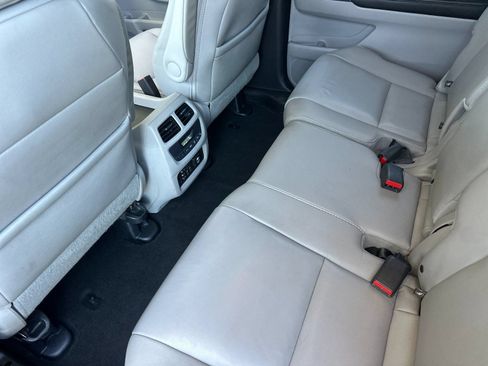 Used 2017 Honda Pilot EX-L image 12