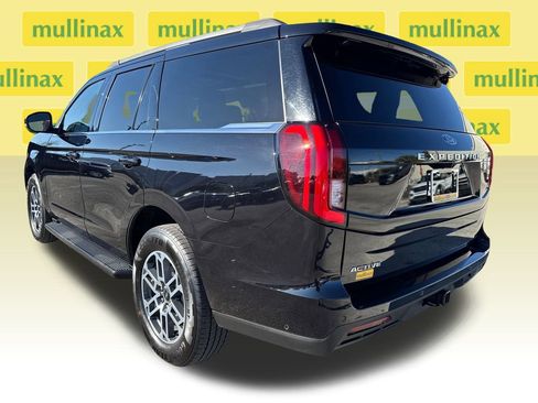 Used 2025 Ford Expedition Active image 10